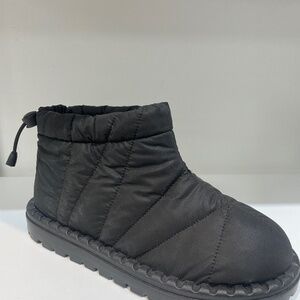 Women nelong low bootie water resistant 2175 Black